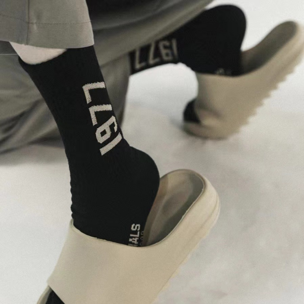 Fear of God Essentials 1977 Socks (F57) - Image 4